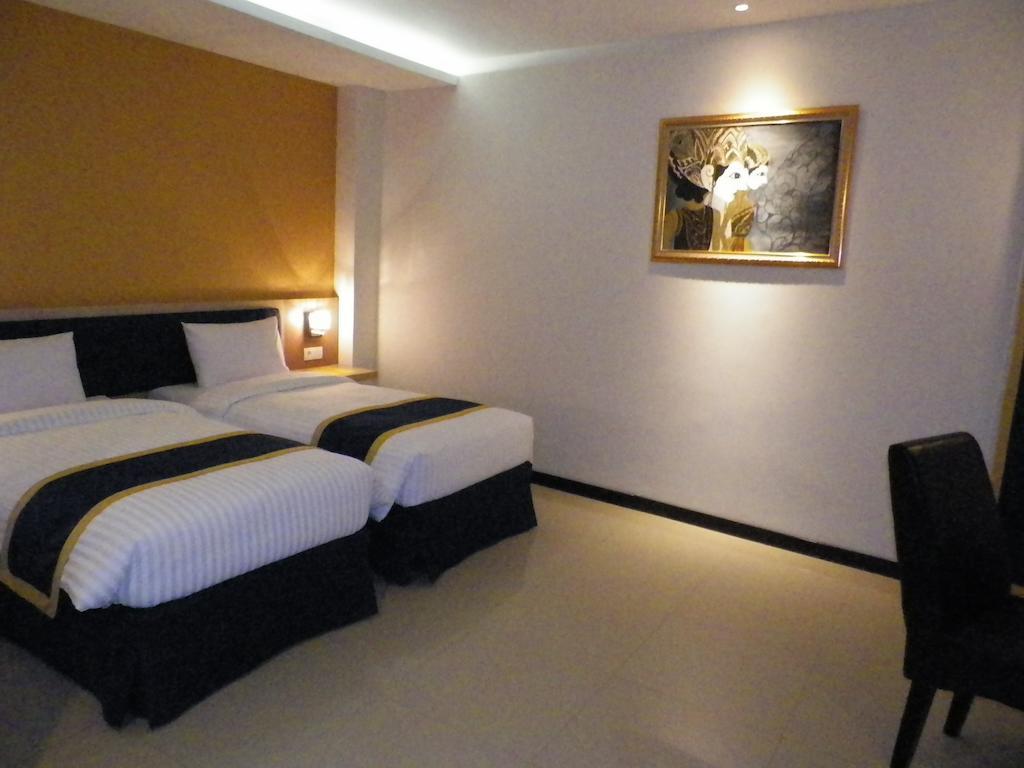 D'Best Hotel Pasar Baru Bandung Oda fotoğraf