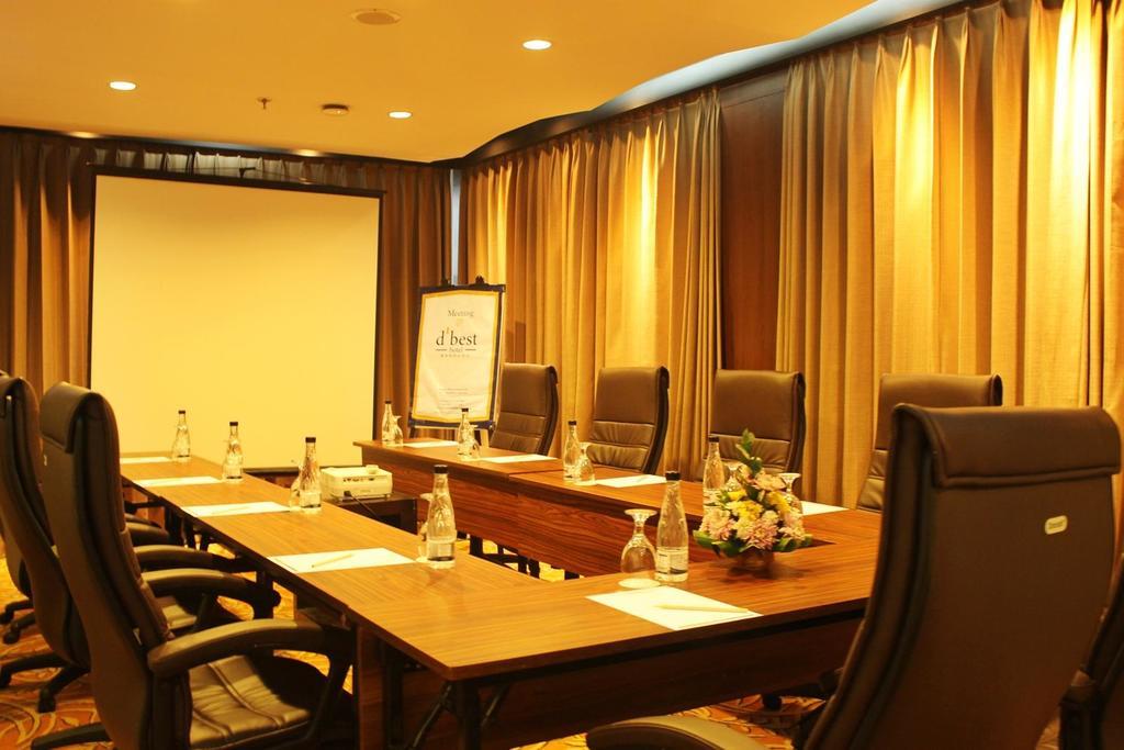 D'Best Hotel Pasar Baru Bandung Dış mekan fotoğraf