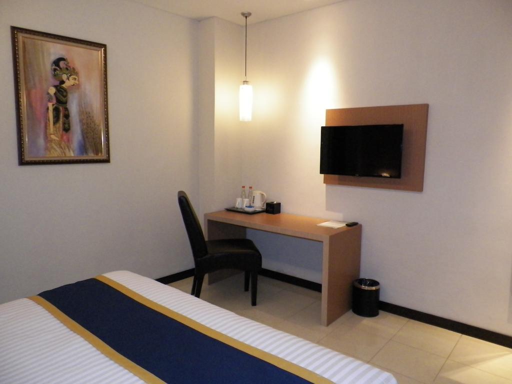 D'Best Hotel Pasar Baru Bandung Dış mekan fotoğraf