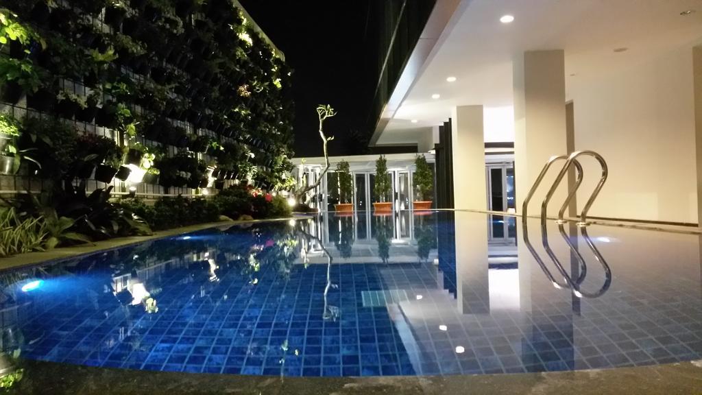 D'Best Hotel Pasar Baru Bandung Dış mekan fotoğraf
