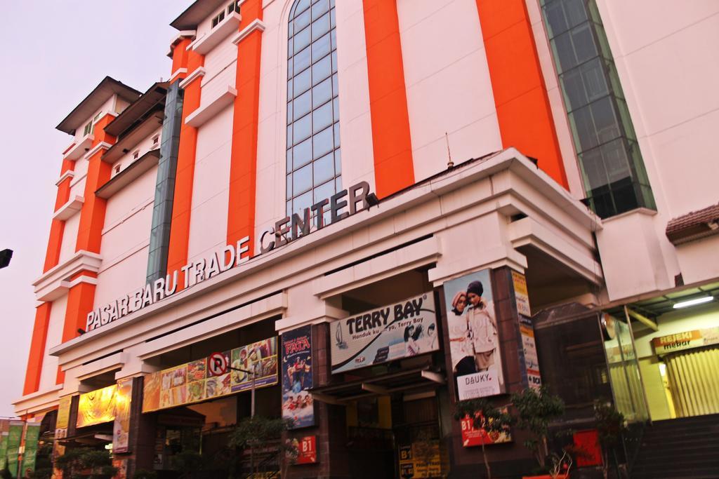 D'Best Hotel Pasar Baru Bandung Dış mekan fotoğraf