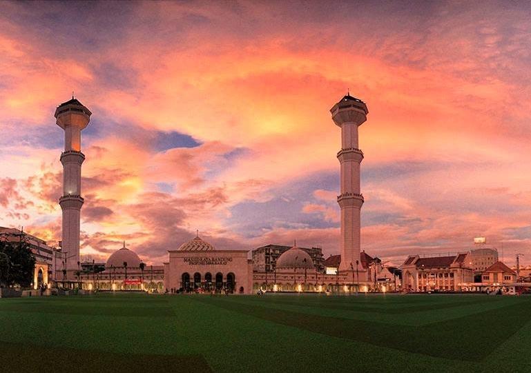 D'Best Hotel Pasar Baru Bandung Dış mekan fotoğraf